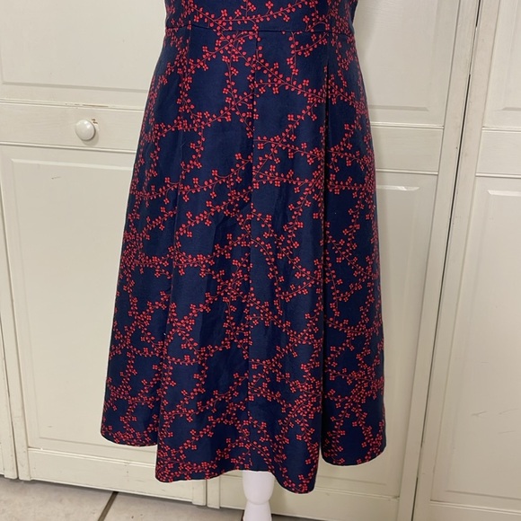 Draper James Clover Vines Dress Nassau Navy Blue Red Sz 6 Back Zip Side Pockets - Picture 3 of 10